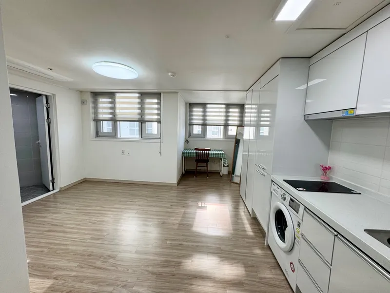 [Dong-gu, Daegu] 10th floor, 1 minute from Dongdaegu Station 2