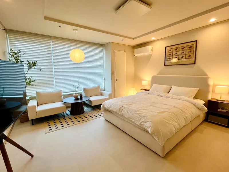 [Gwangjin, Seoul] Fully-optioned hotel-like stay in a super convenient location 10 seconds from Konkuk University Station 5