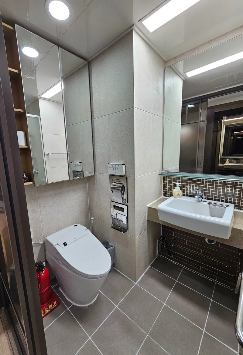[Songpa, Seoul] One-room officetel connected to Munjeong Station on Subway Line 8 3