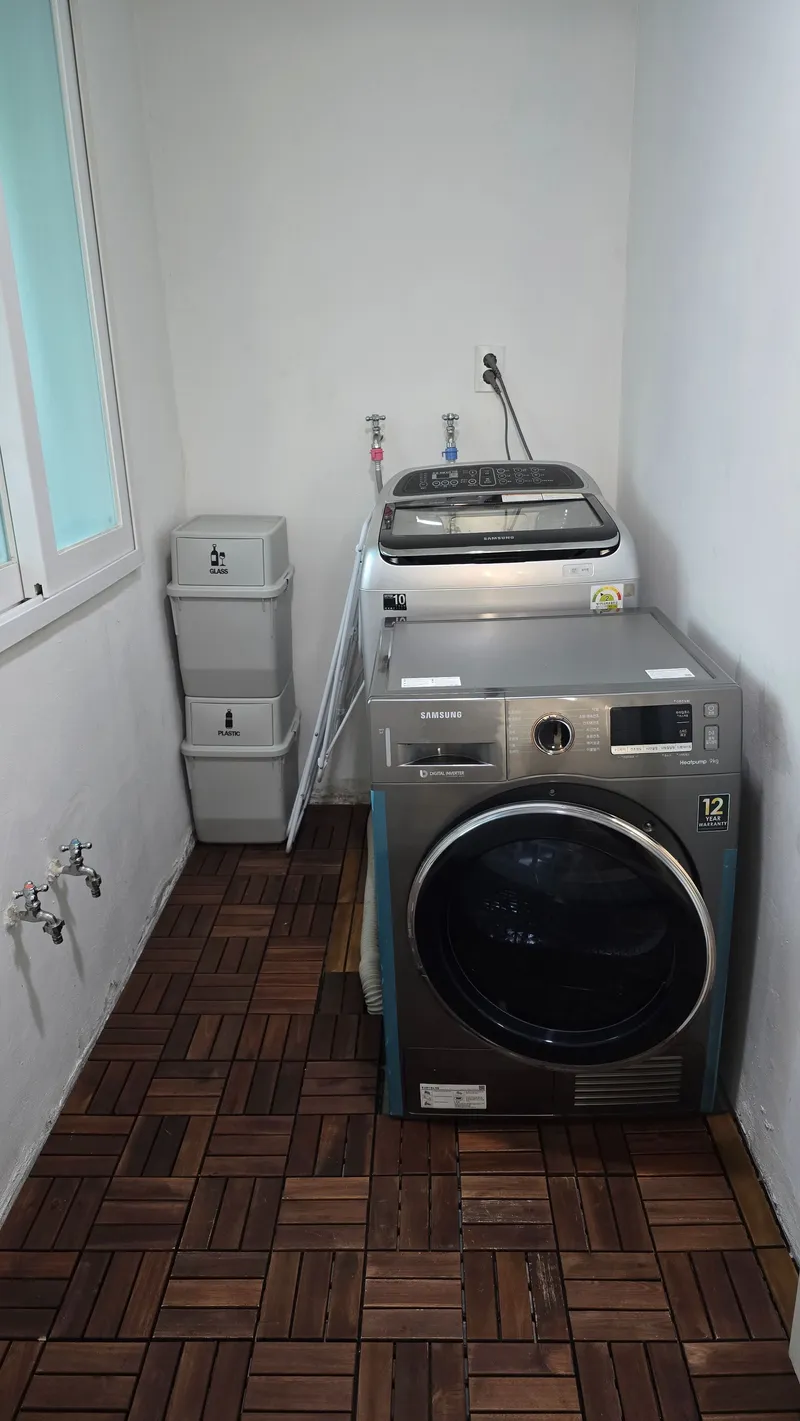 [Gangnam, Seoul] Gangnam Station Super Special Price 4 Minutes Fully Option Two Room 9