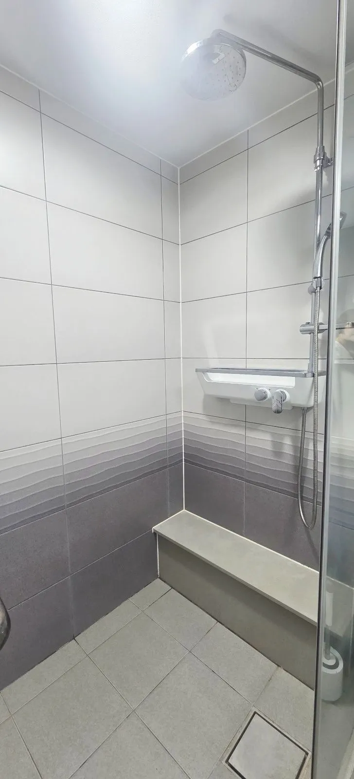 [Gangdong, Seoul] 4-person duplex, 5-minute walk from Cheonho Station, adjacent to Jamsil 22