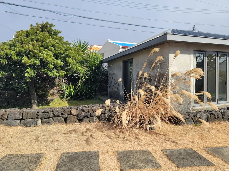 [제주 한경] 집의 모든 곳에서 바다와 섬이 보이는 아름다운 공간 24