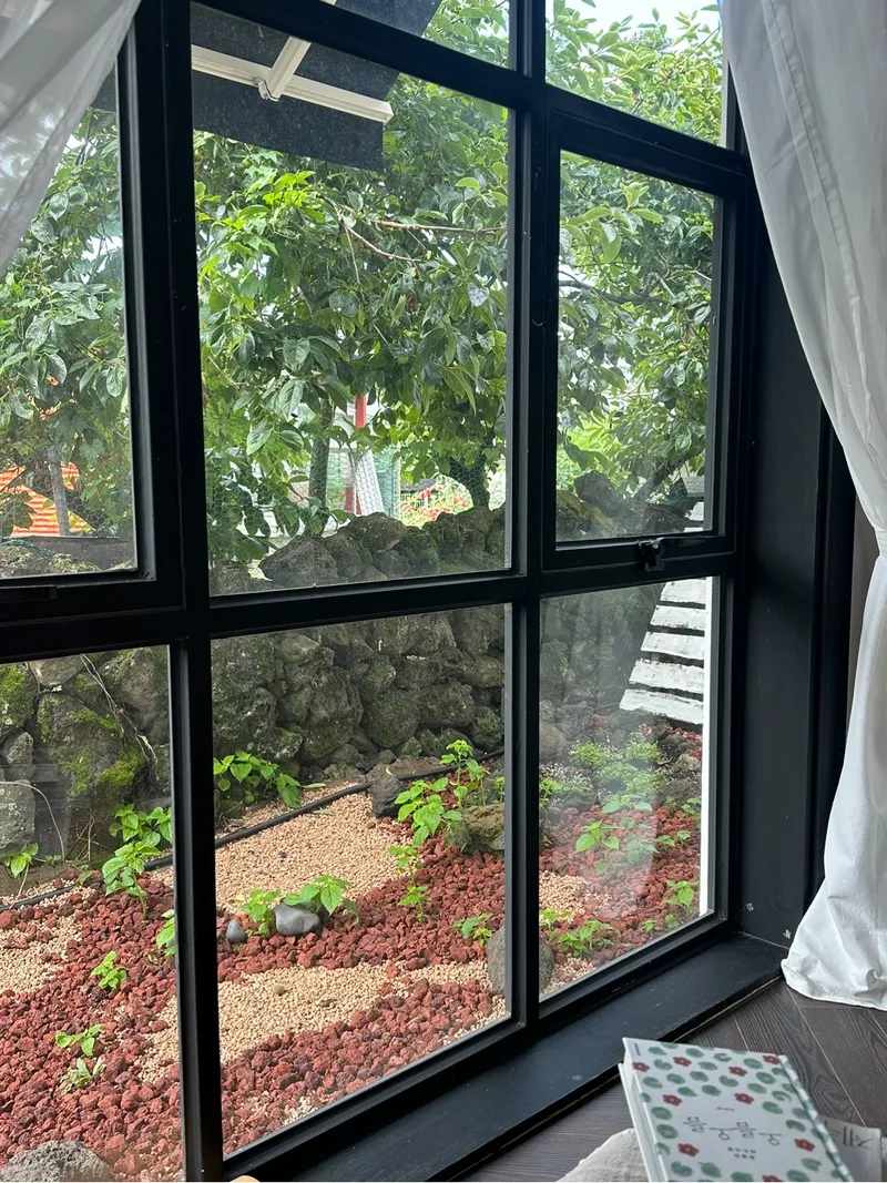 [Aewol, Jeju] Private house stay with a yard_A house where the charm of Jeju and the comfort of home coexist 30