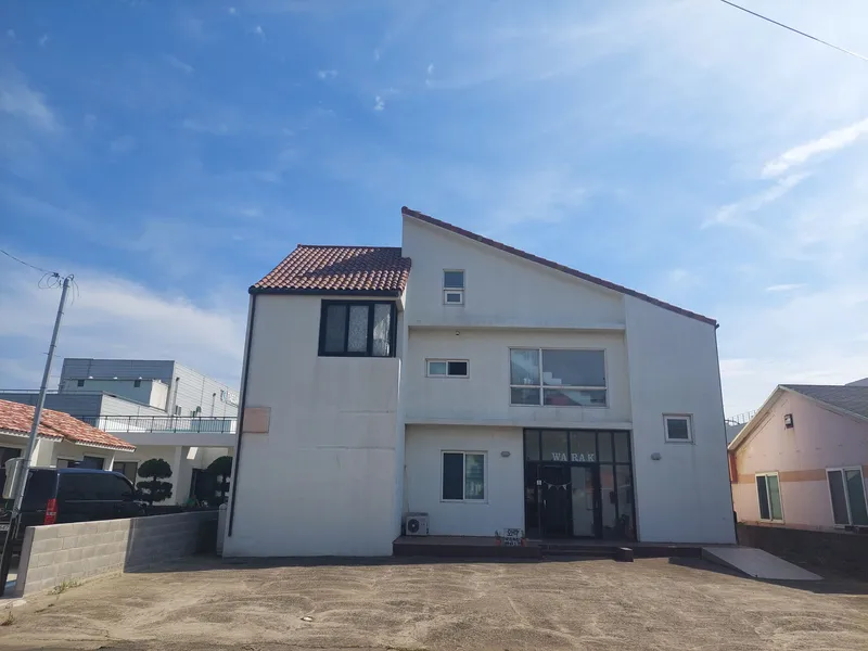 [제주 구좌] 세화해변 1분 거리, 트리플룸 3인실 28