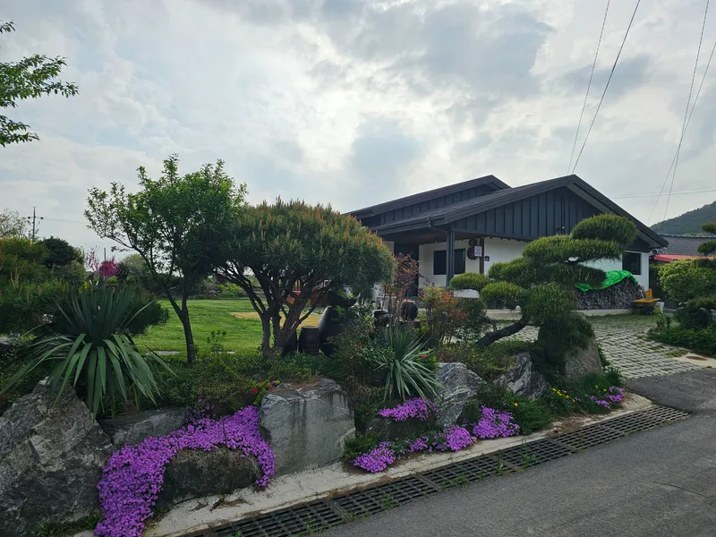 [Buan] A secluded, rural, single-family Hanok house with a spacious yard on the Byeonsan Peninsula #Dogs Allowed 31