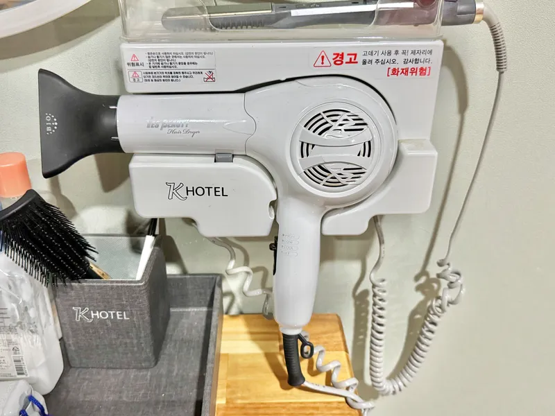 [Suwon][Suwon Yeongtong] 5 min walk from Yeongtong Station/Netflix/Separate one room/Cleaning available/Room 704 7