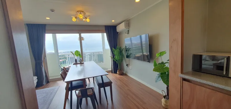 [Hallim, Jeju][Aewol/Hanrim] Handam & Gwakji close proximity #Ocean view #Beautiful sunset 4th floor #Living for a month 50