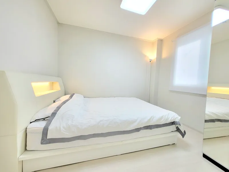 [Gijang, Busan] Chilam pretty sea view house two room queen size bed 6