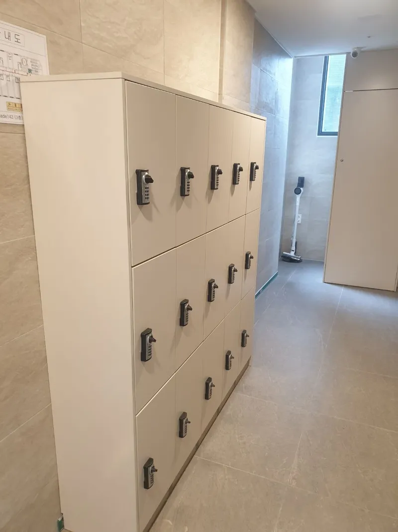 [Jongno, Seoul] Daehakro Full-option Room 403, 1 minute walk from Hyehwa Station, Seoul National University Hospital Sungkyunkwan Shuttle 24
