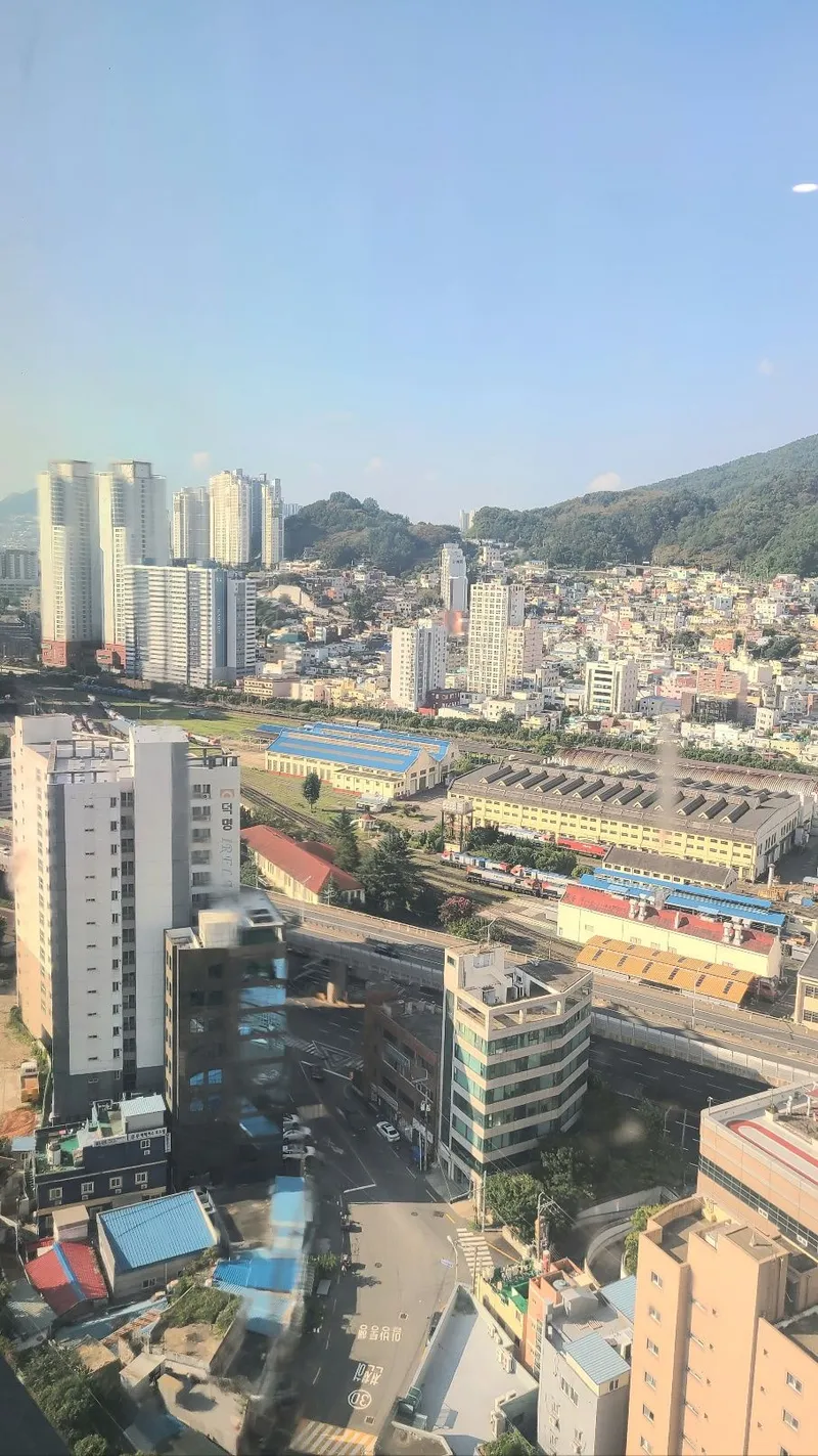 [Busanjin, Busan] Seasonal Special_Seomyeon Lotte Department Store & Double Station Area Cozy Top Floor 23 13