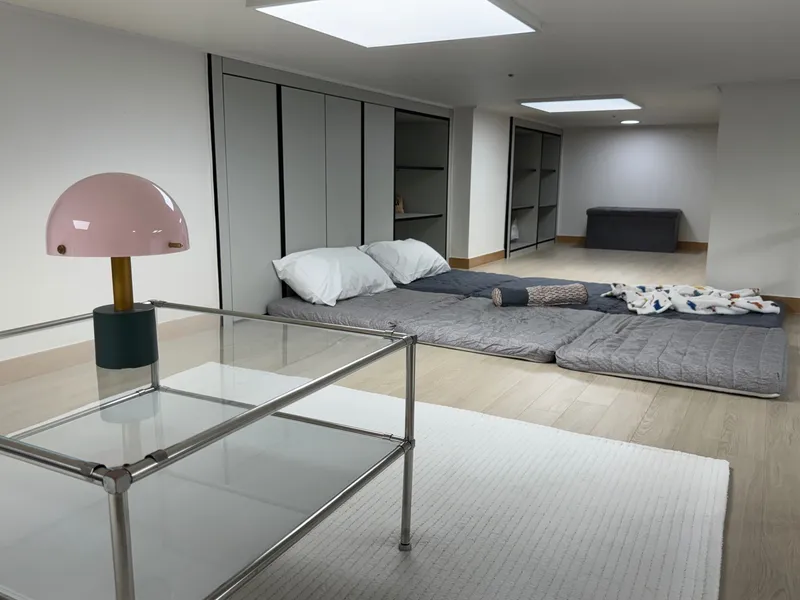[Dongdaemun, Seoul] 1 minute from Jegi-dong subway station #Full-service #Hotel bedding #Emotional accommodation 24