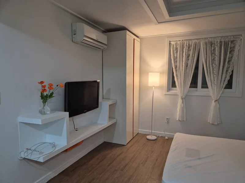 [Dong-gu, Busan] Small and pretty house in Busan Station, suitable for 2 people 2