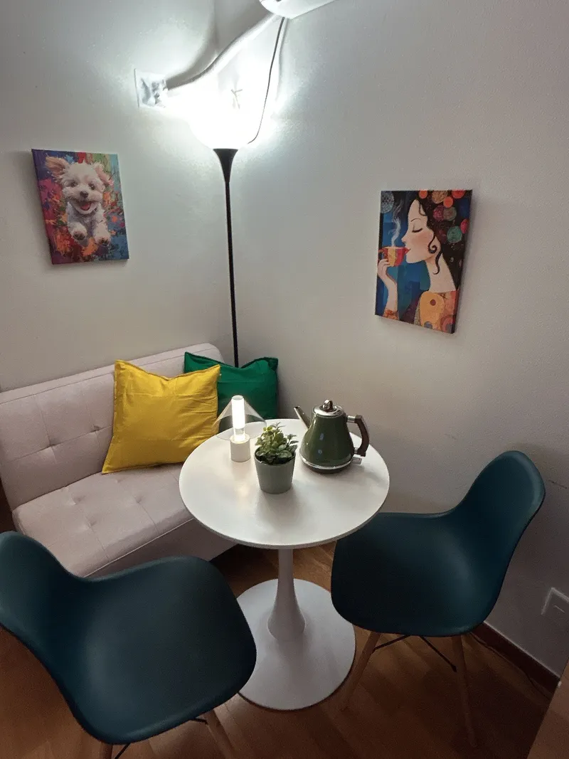 [Seodaemun, Seoul] 2 minutes from Sinchon Station/Ewha Womans University, spacious room with full amenities, city view 10