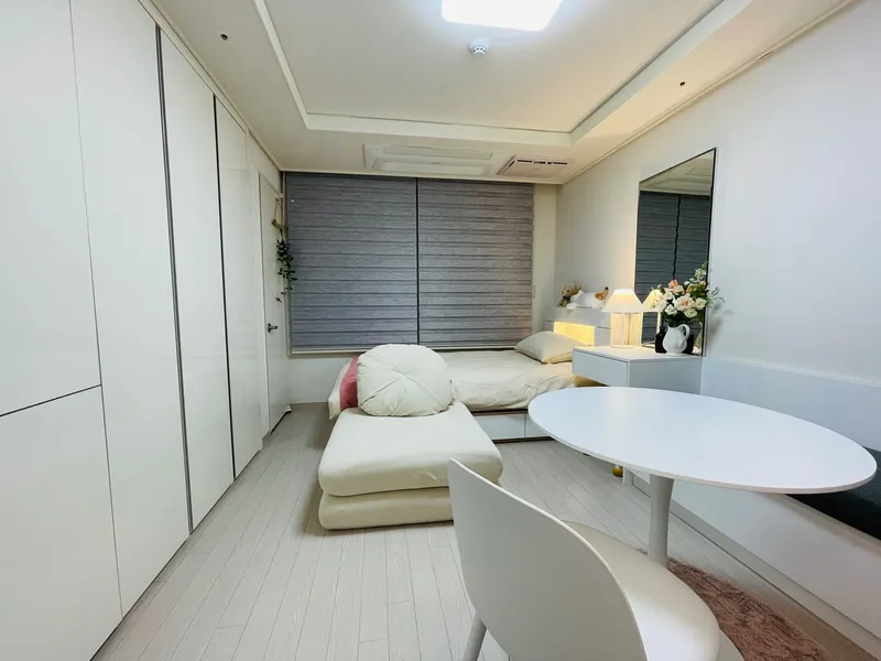 [Gangneung] Officetel 4 minutes walk from Gangneung Station, Gyodong Central Market, pretty accommodation 8
