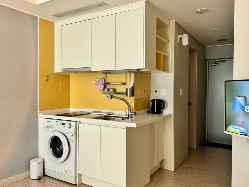 [Cheonan][Cheonan, South Chungcheong Province] A 'small rest' near Dujeong Station 17