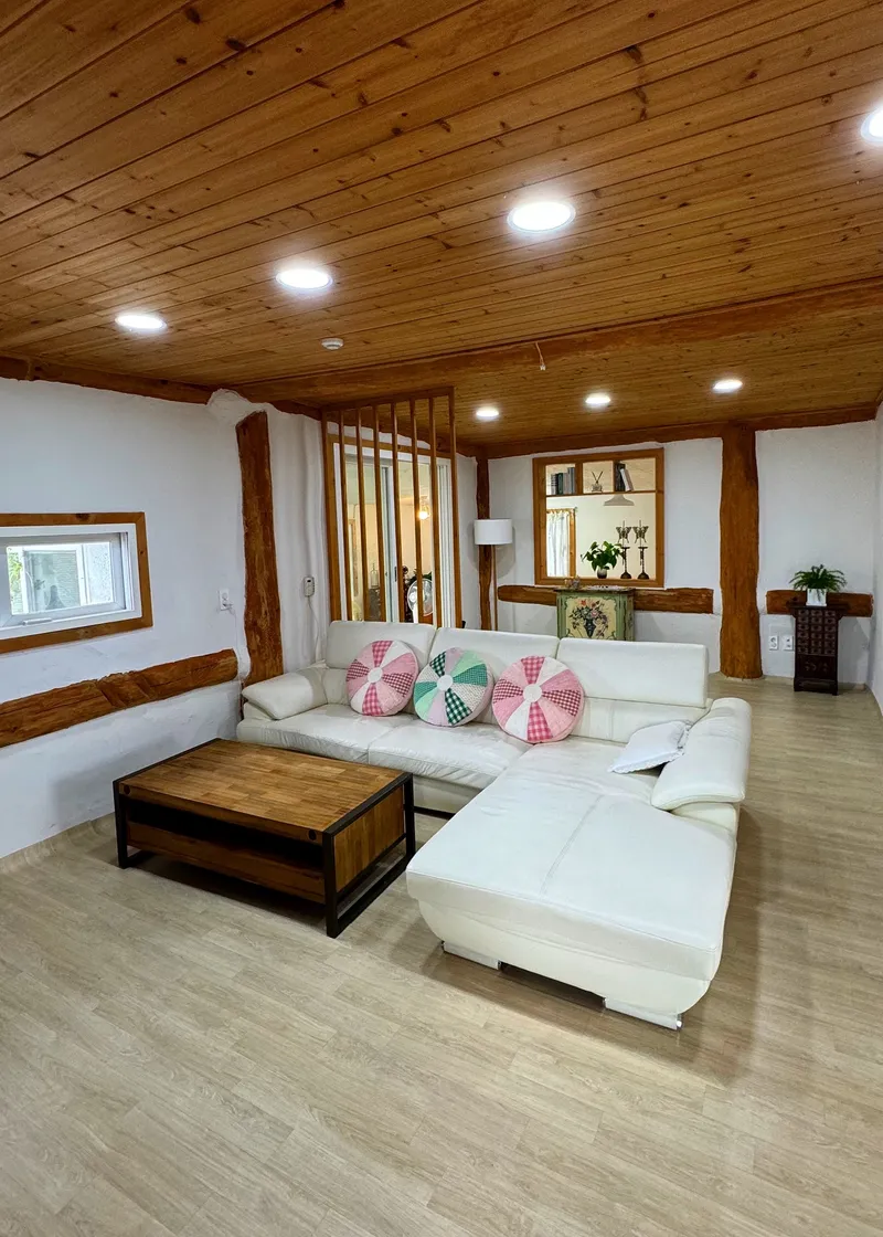 [Gujwa, Jeju] Jeju East Two-Room | Sauna | Pet-Friendly 7