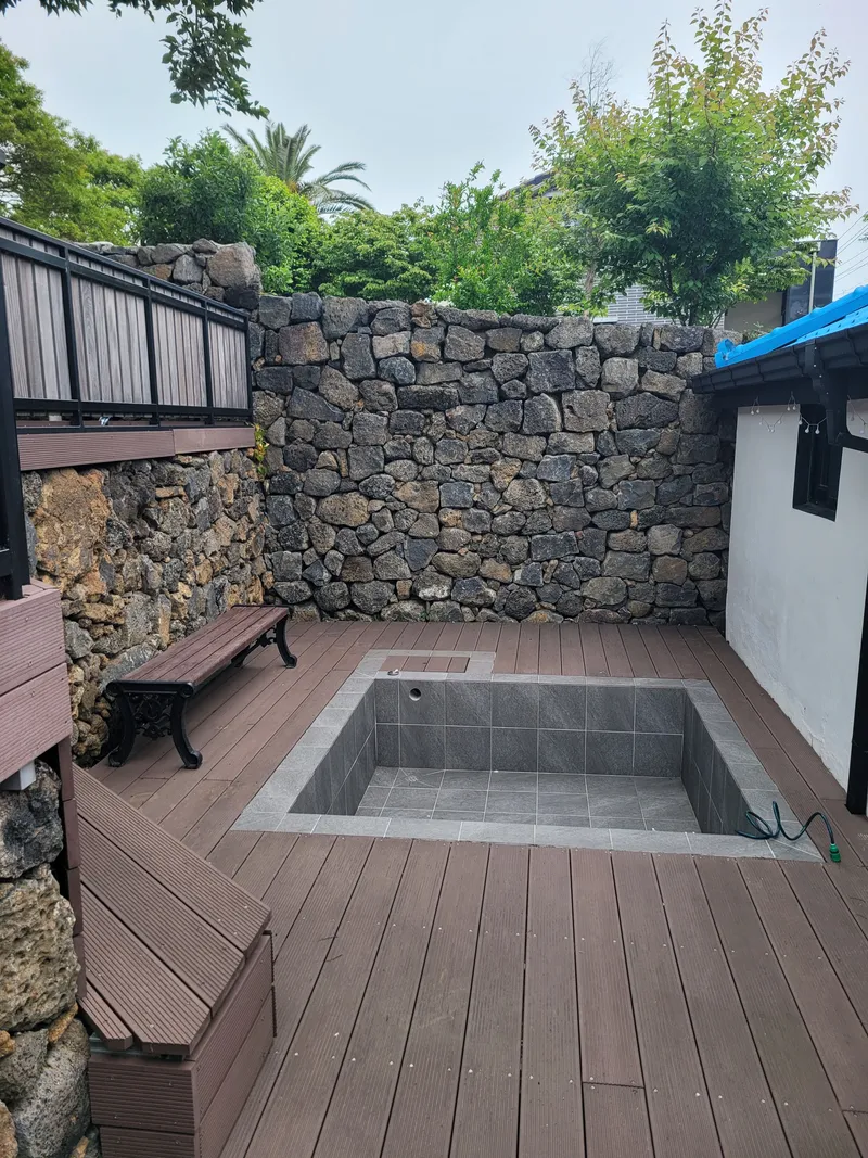 [Namwon, Seogwipo] Taeheung Jeju Original Gojae, detached house, front and back yards, dogs and cats allowed 21
