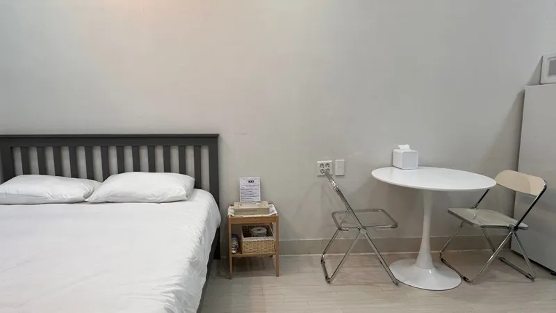 [Gujwa, Jeju] Double Room 202, a comfortable place to rest with a distant ocean view 3
