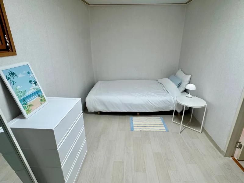 [서울 동대문] 청량리 서울시립대 도보 10분 한옥 쉐어하우스 1번방 2