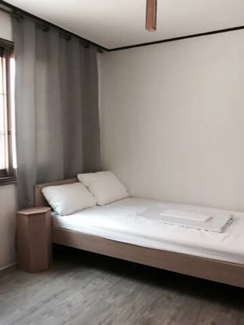 [Mapo, Seoul] Short-term rental of 2 rooms 3 minutes from Hongik University Station 5