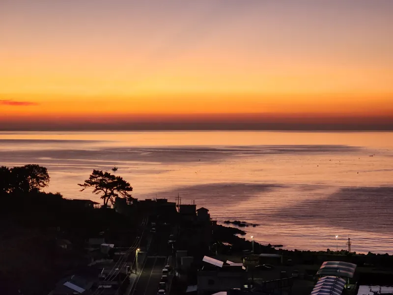 [Yeongdeok] Ocean view, sunrise ocean view 26 pyeong two-room apartment 25