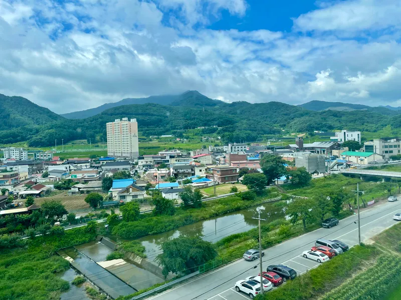 [충북 충주] KTX역 5분 비내섬 온천 골프장 인근 리모델링 감성숙소 22