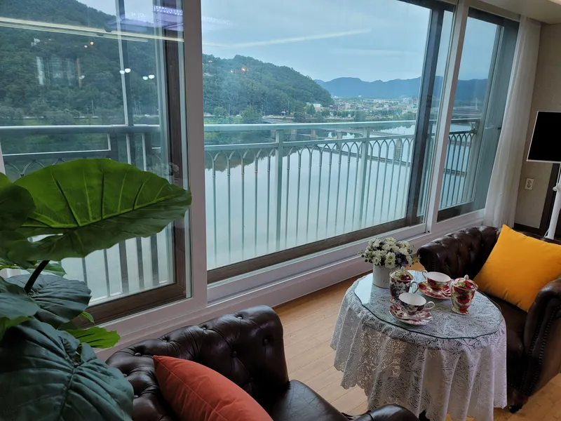 [Chuncheon][Chuncheon, Gangwon-do] Riverview Riverside Resort #Apartment embracing the Soyang River #Emotional accommodation #4 rooms, 56 pyeong 12