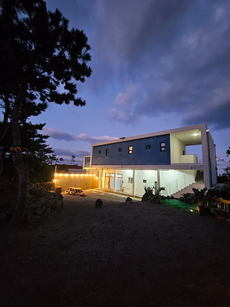 [Gujwa, Jeju] Twin Room 201, a comfortable place to rest with a distant ocean view 19