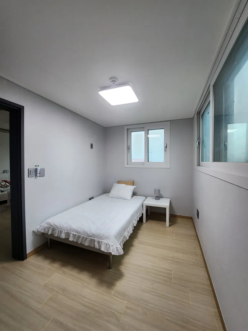 [Gujwa, Jeju] Ocean View, 2nd Floor/3 Rooms 4