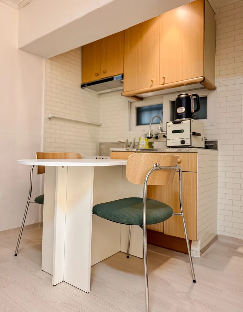 [Gangnam, Seoul] 6-minute walk from Seolleung Station, 3-minute walk from Daechi Academy Street 14