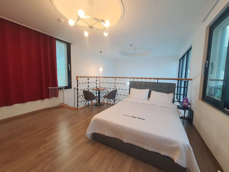 [Geoje] Duplex Pension #204 near Mangchi Beach 2