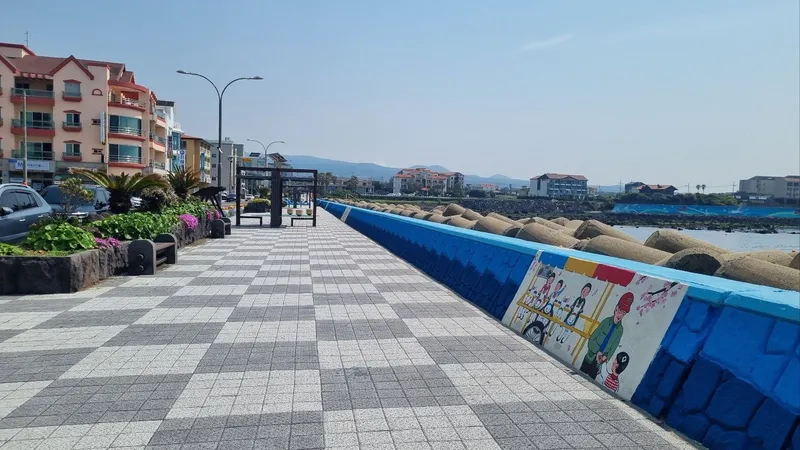 [Dodu 1-dong, Jeju] Sea view restaurant full option (9th floor) 12