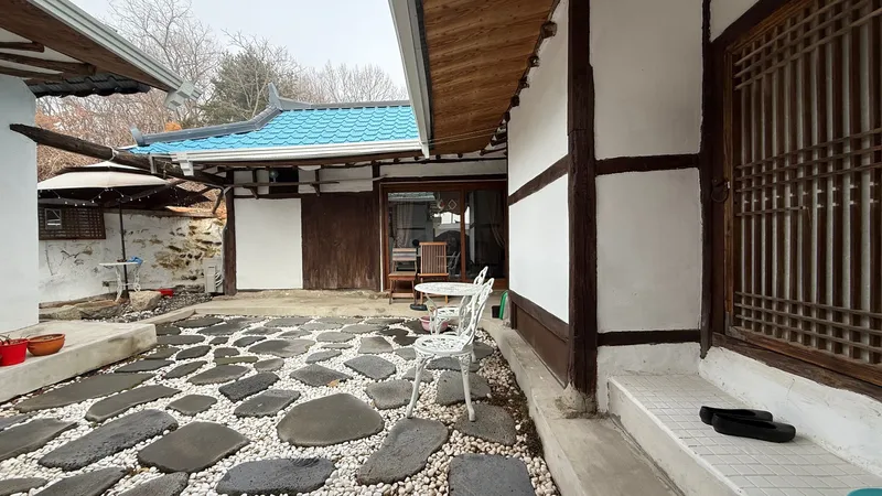 [Ganghwa, Incheon] Private Country House on Ganghwa Island / Rafter-Style Accommodation / Outdoor Garden / Country Staycation / Bonfire 21