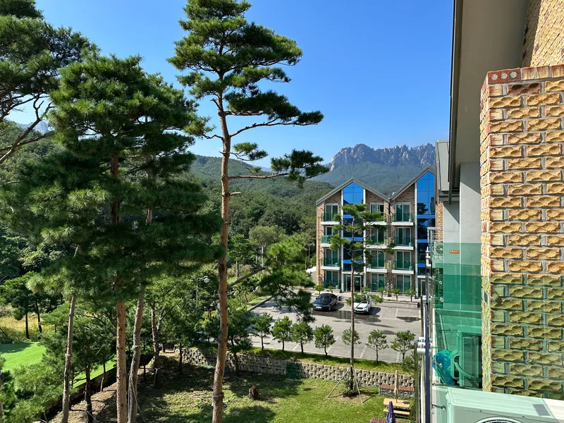 [Sokcho] A healing accommodation near Ulsanbawi Rock, offering fresh air and a quiet rest. 8