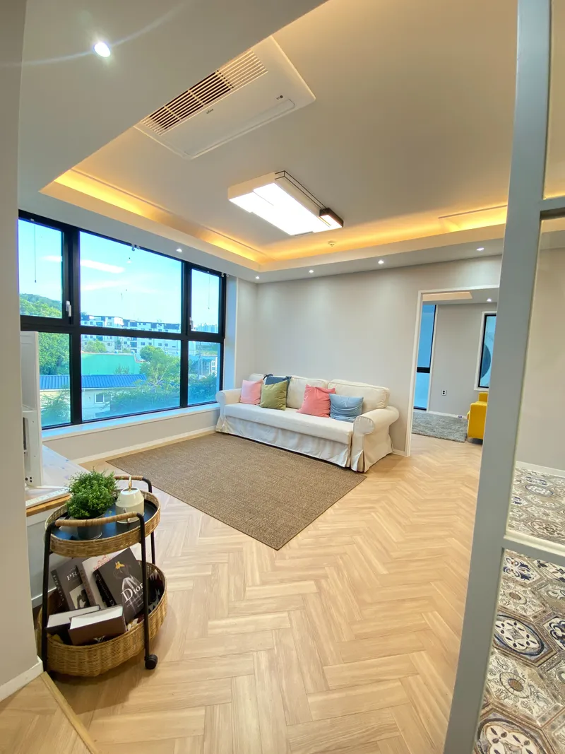 [Paju] Room 3 European style house with wide windows 9