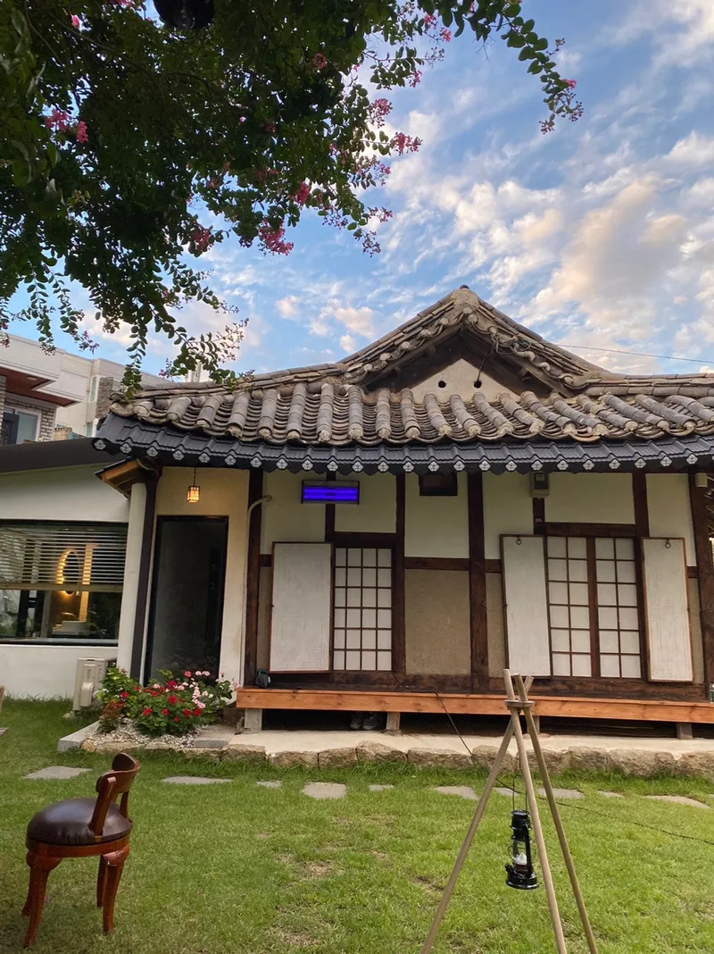 [Gangneung] 3-room Hanok detached house with a 100-pyeong wide yard 46