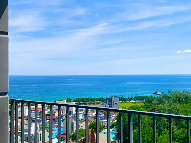 [Sokcho][Sokcho, Gangwon Province] #5-minute walk from Sokcho Beach #OTT available #Fantastic ocean view #Cooking allowed 24
