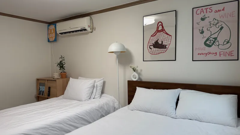 [Seodaemun, Seoul] Fully furnished two-room apartment near Hongik University Station 6
