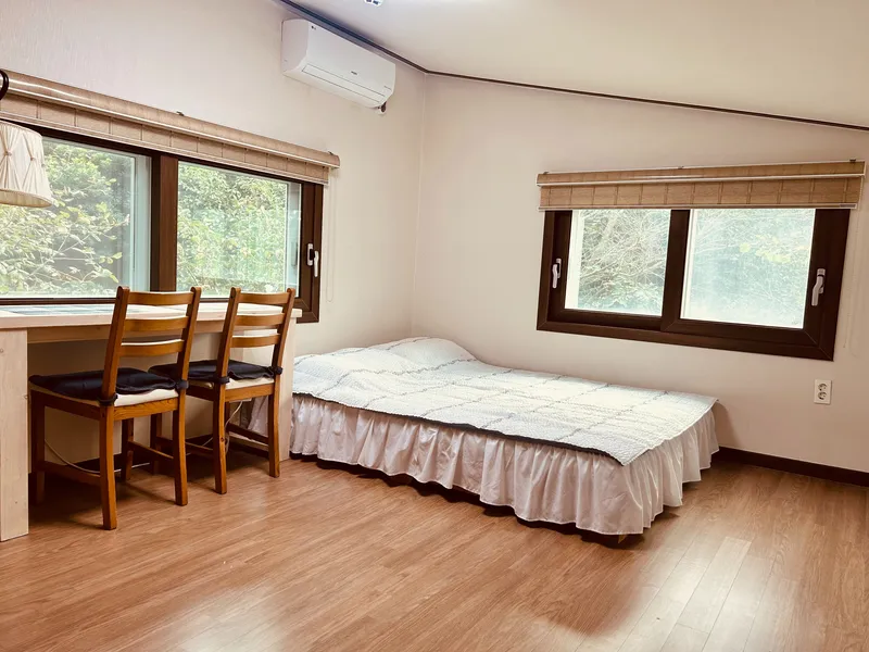 [Jocheon, Jeju] Cypress-tree lodging near the Hamdeok sea 2