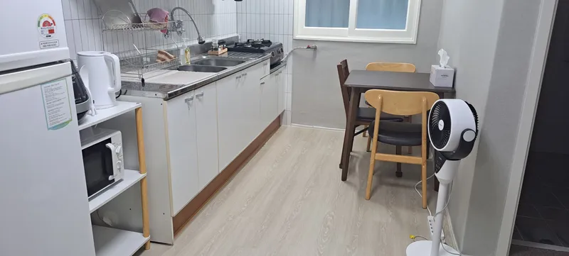[Gyeongsan] 2-room apartment 202 near Gyeongbuk Physical Education High School in Nambu-dong 9