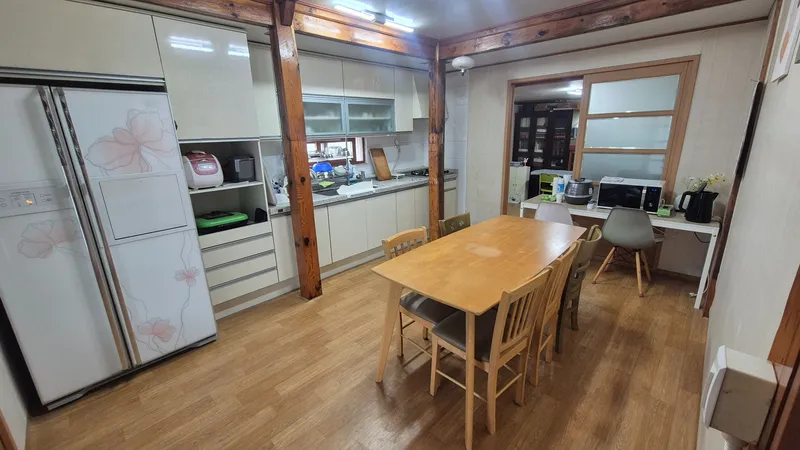 [Gyeongju] Modern Hanok (courtyard, parking, barbecue) 9