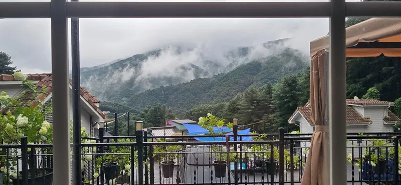 [경기 가평] 자연속 뷰가 좋은 복층독채 아침고요수목원 차량2분거리 8