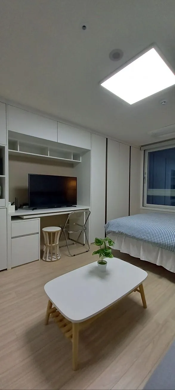 [Seohae, Incheon] Canalway View One-Room Officetel near Cheongna Lake 2