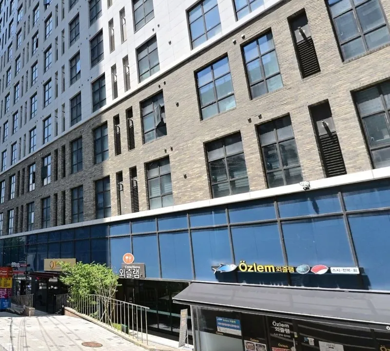 [Gangdong, Seoul] 4-person duplex, 5-minute walk from Cheonho Station, adjacent to Jamsil 23