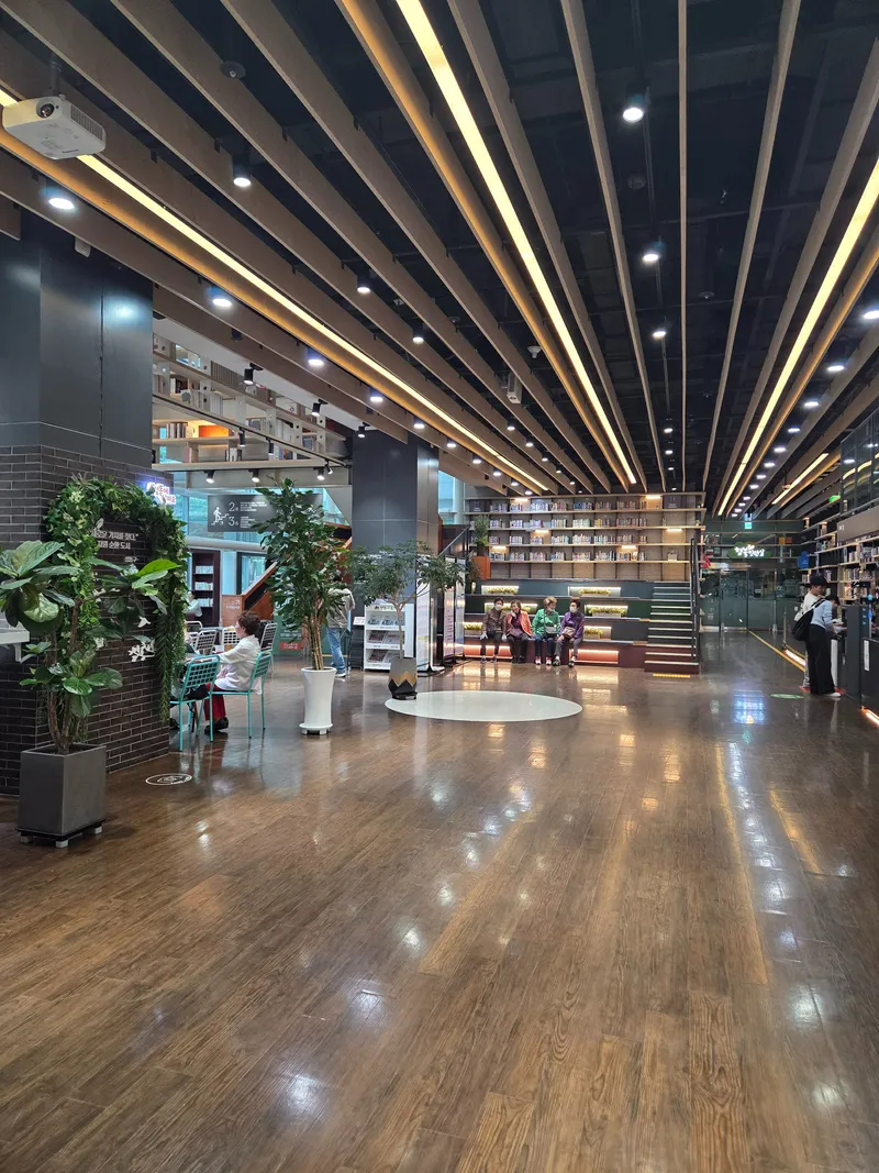 [Seongdong, Seoul][3 minutes from Wangsimni Station] Seongsu Seoul Forest Hanyang University / Free parking / City view / Full option / Pets / 3-4 people 34