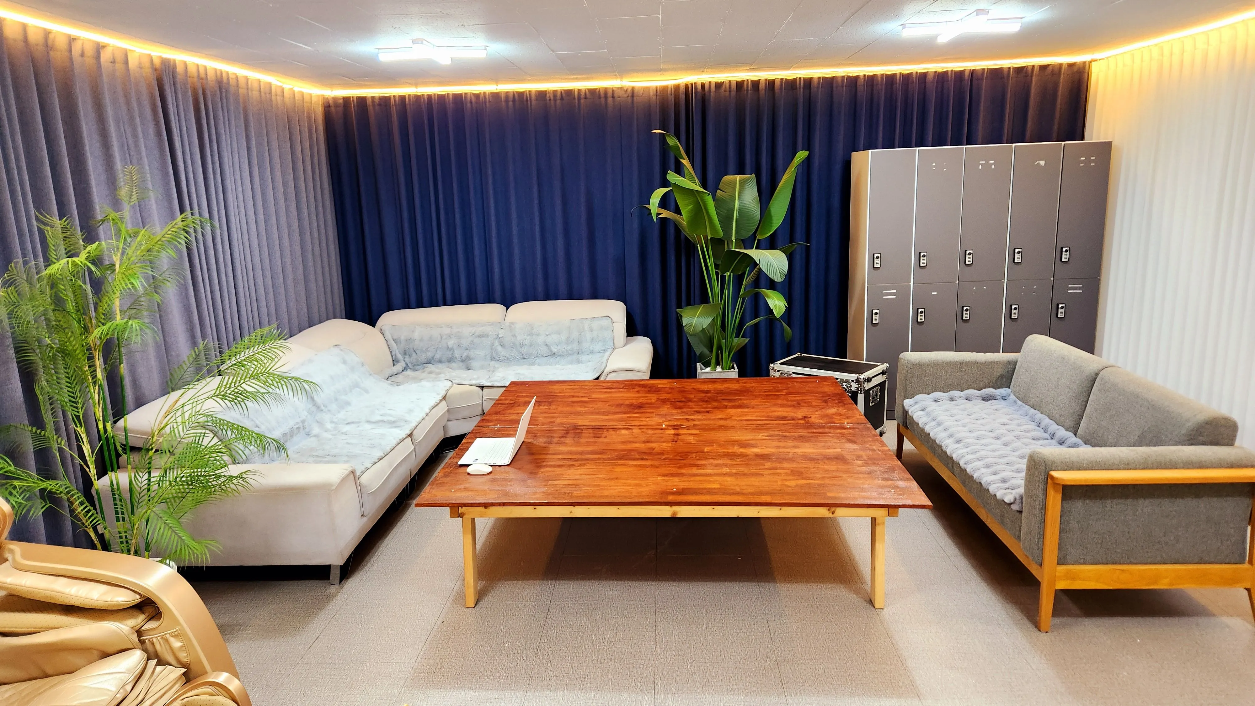 Studio in Nam-gu, Ulsan — 76m², sleeps 4, 1 bath