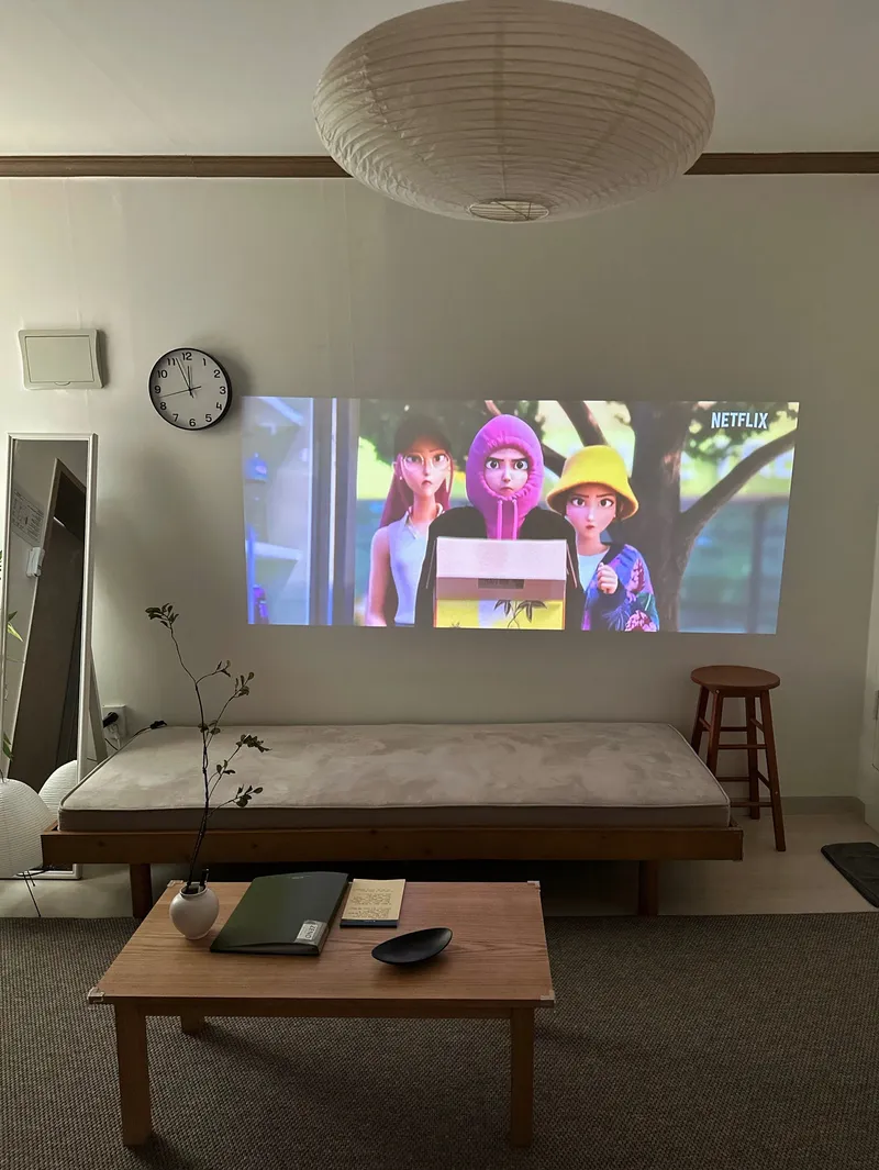 [Seocho, Seoul] 3 minutes from Gangnam Sinsa Station / Two-room / 2nd floor, up to 5 people 6