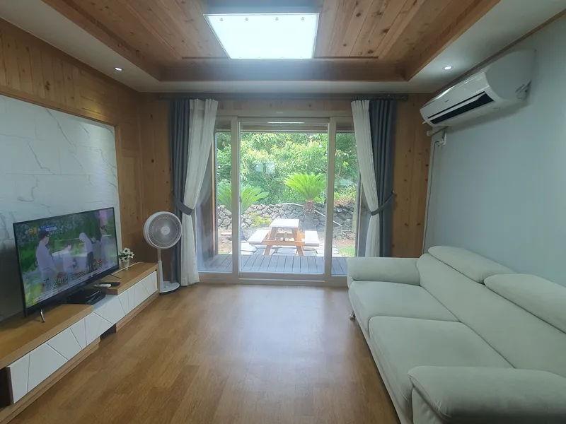 [제주 구좌] 감성힐링 복층형 독채 #3룸3화장실4에어컨 #숲들판 13