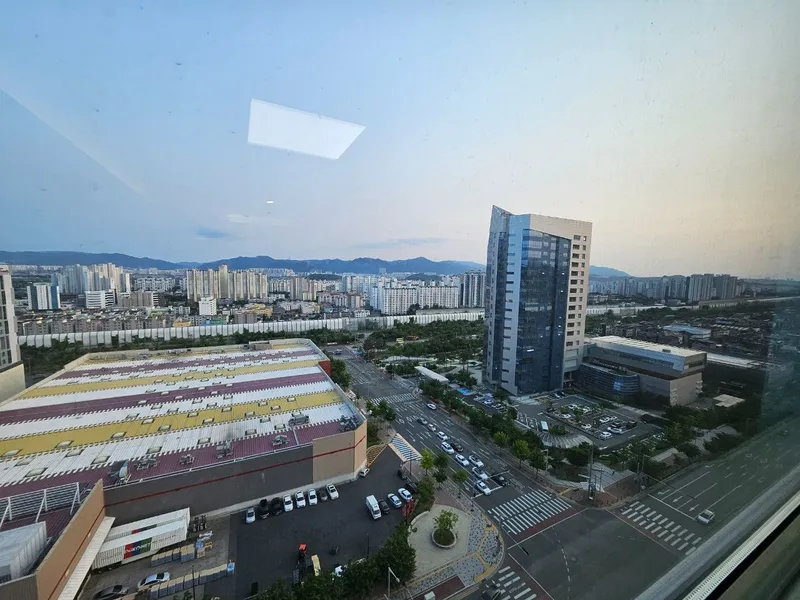 [Dong-gu, Daegu] Innovation City Premium Officetel (Top Floor) 3