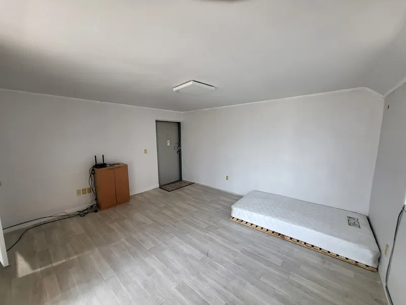[Suseong, Daegu] Big room in the double station area of Hwanggeum Station Suseongmot 2